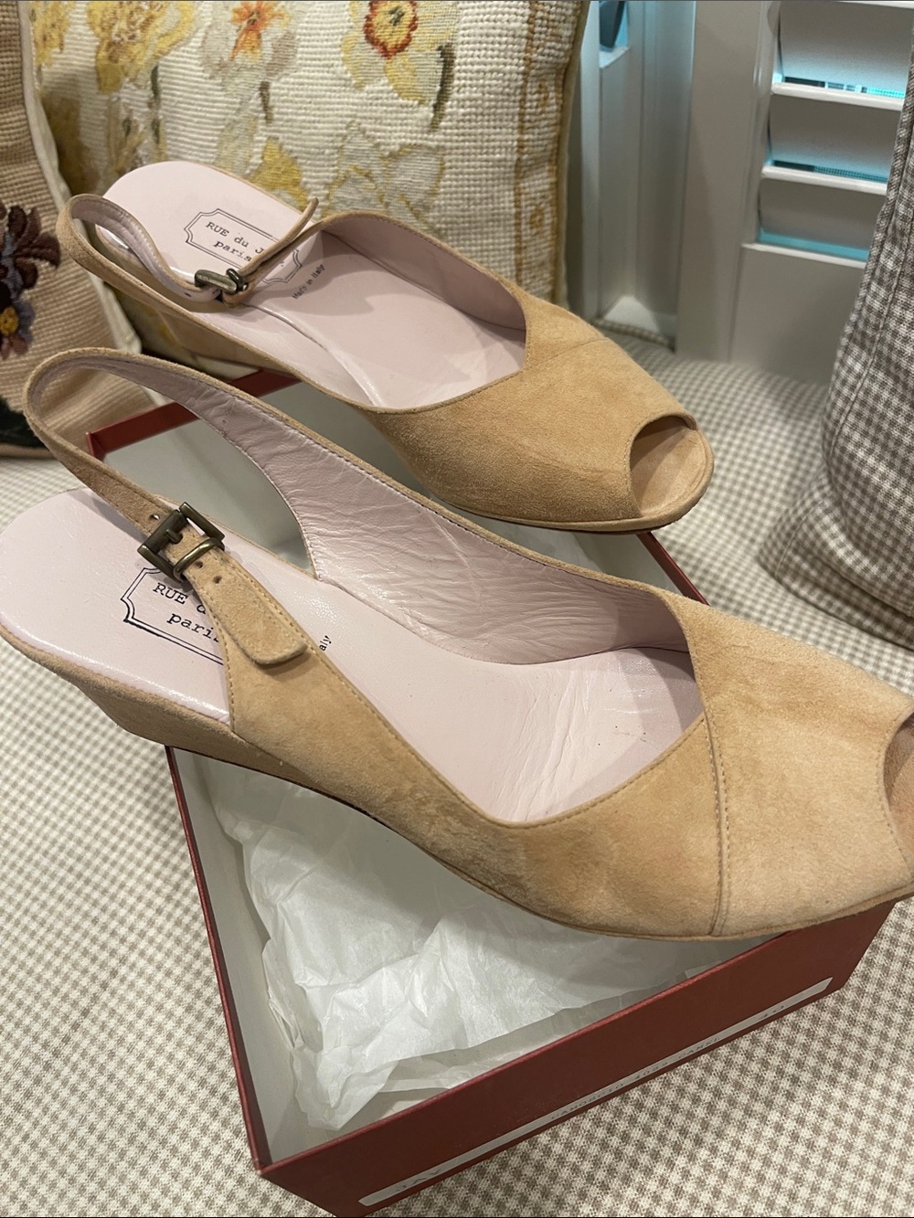 Wonderful special pair of shoes